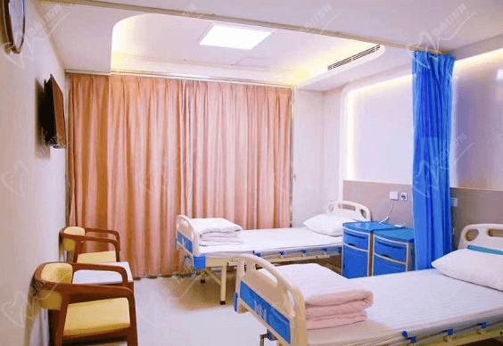 深圳愛(ài)康健口腔醫(yī)院住院室環(huán)境