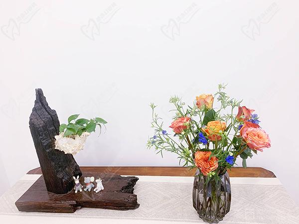 北京客萊美舍張冰潔怎么預(yù)約？張冰潔24小時(shí)在線聯(lián)系