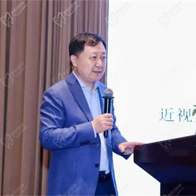 龐辰久